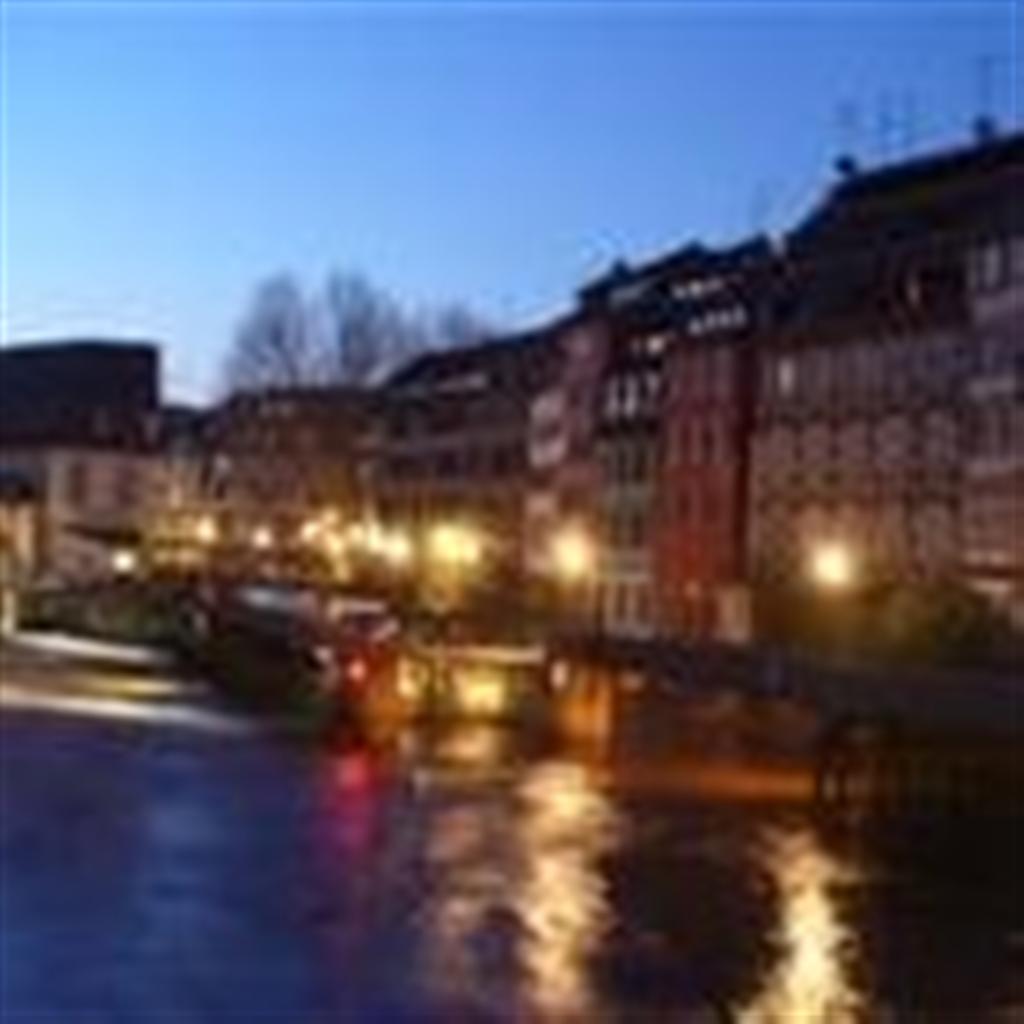 Stra&szlig;burg bei Nacht